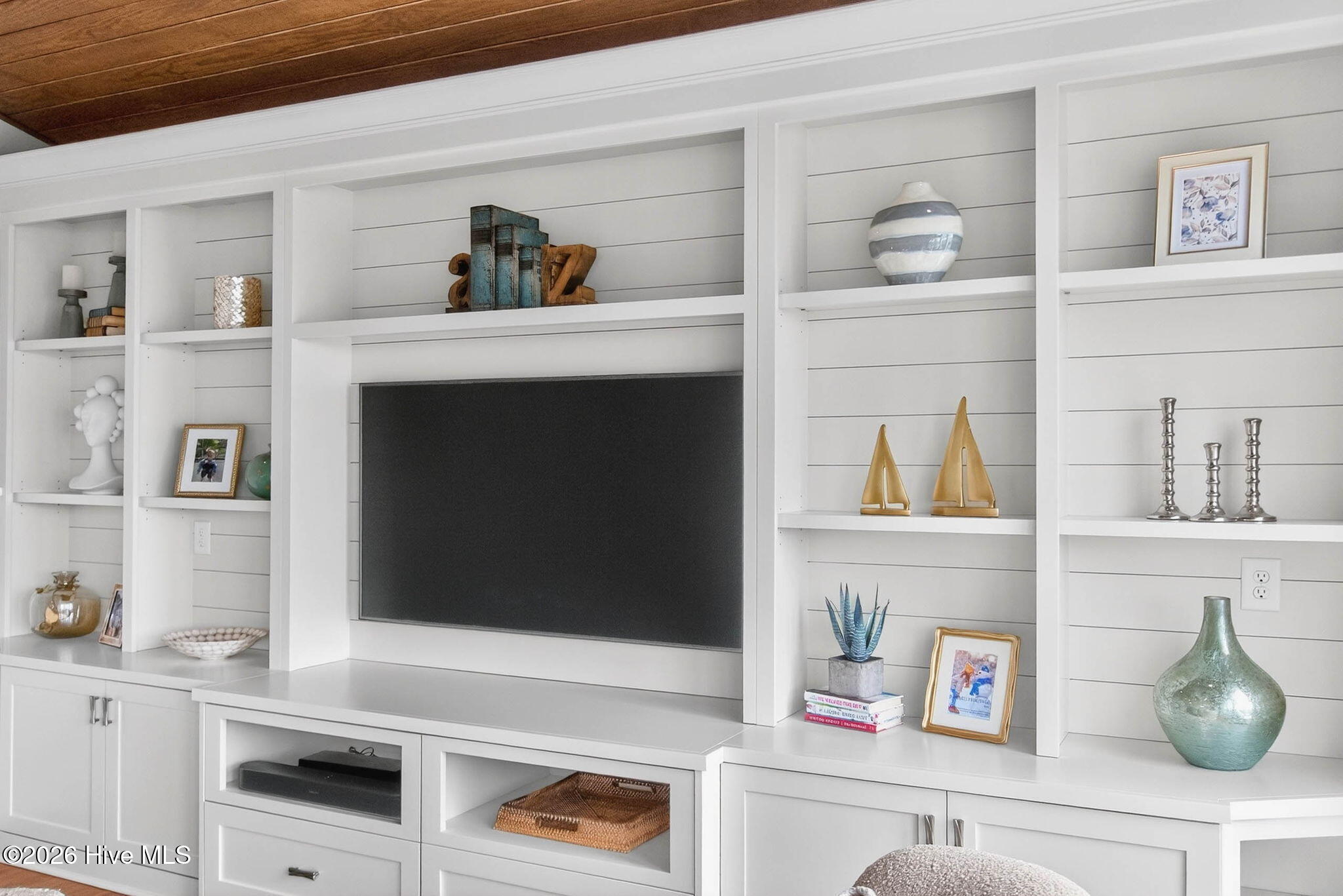 1416 Riverside Drive