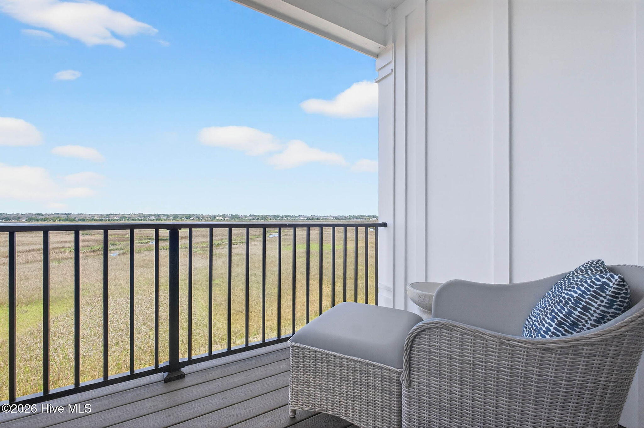 1416 Riverside Drive