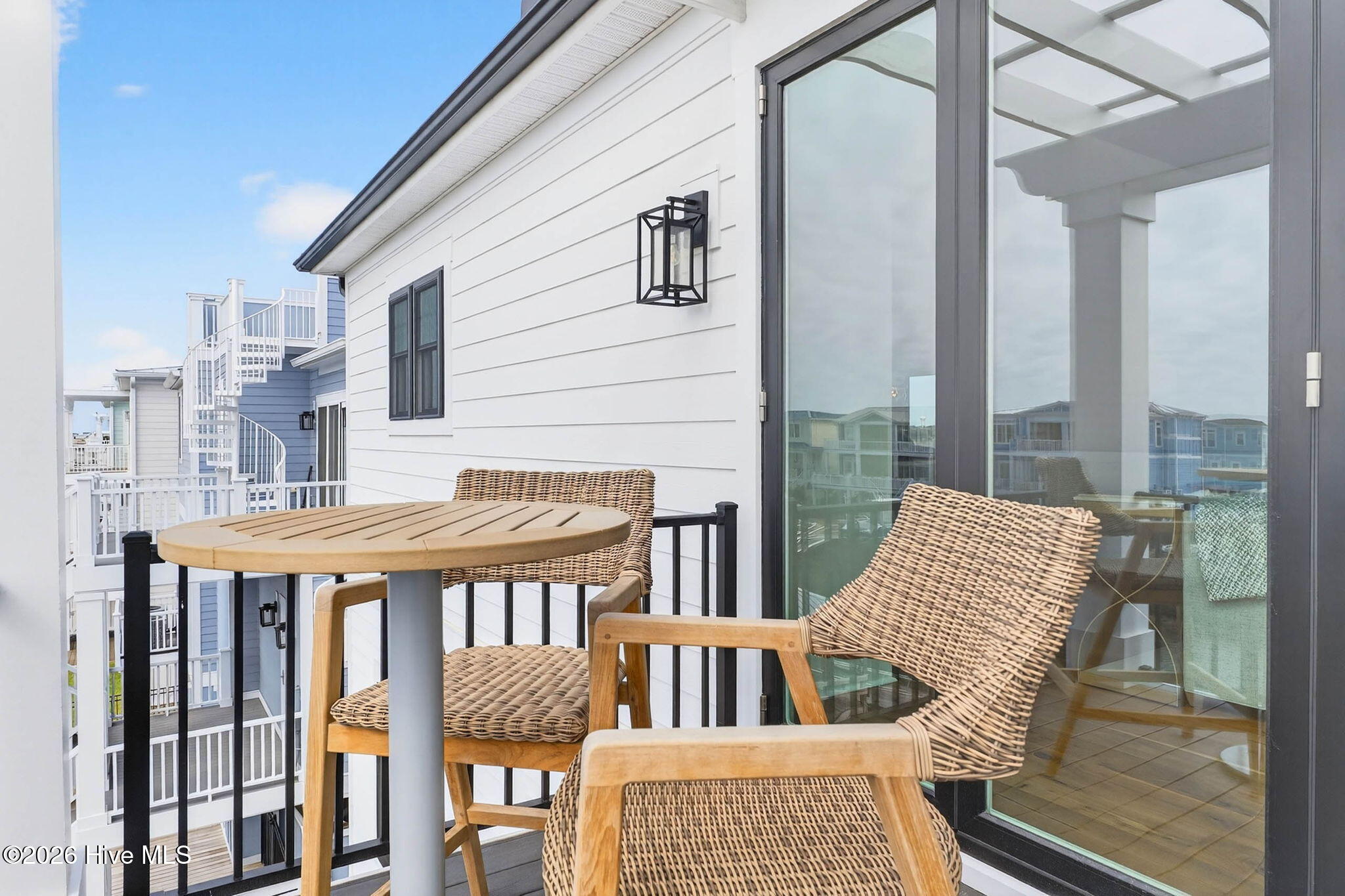 1416 Riverside Drive