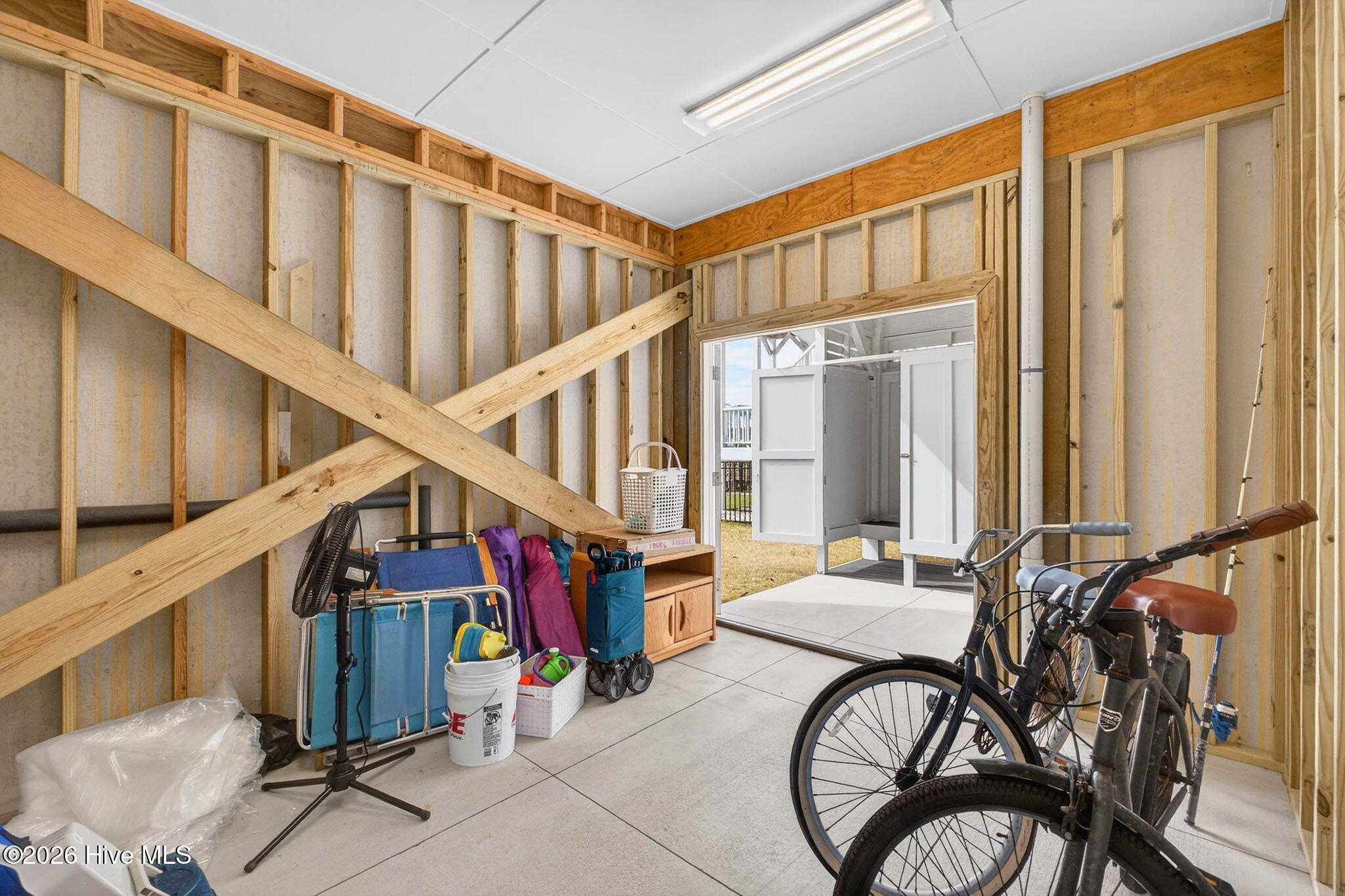 1416 Riverside Drive