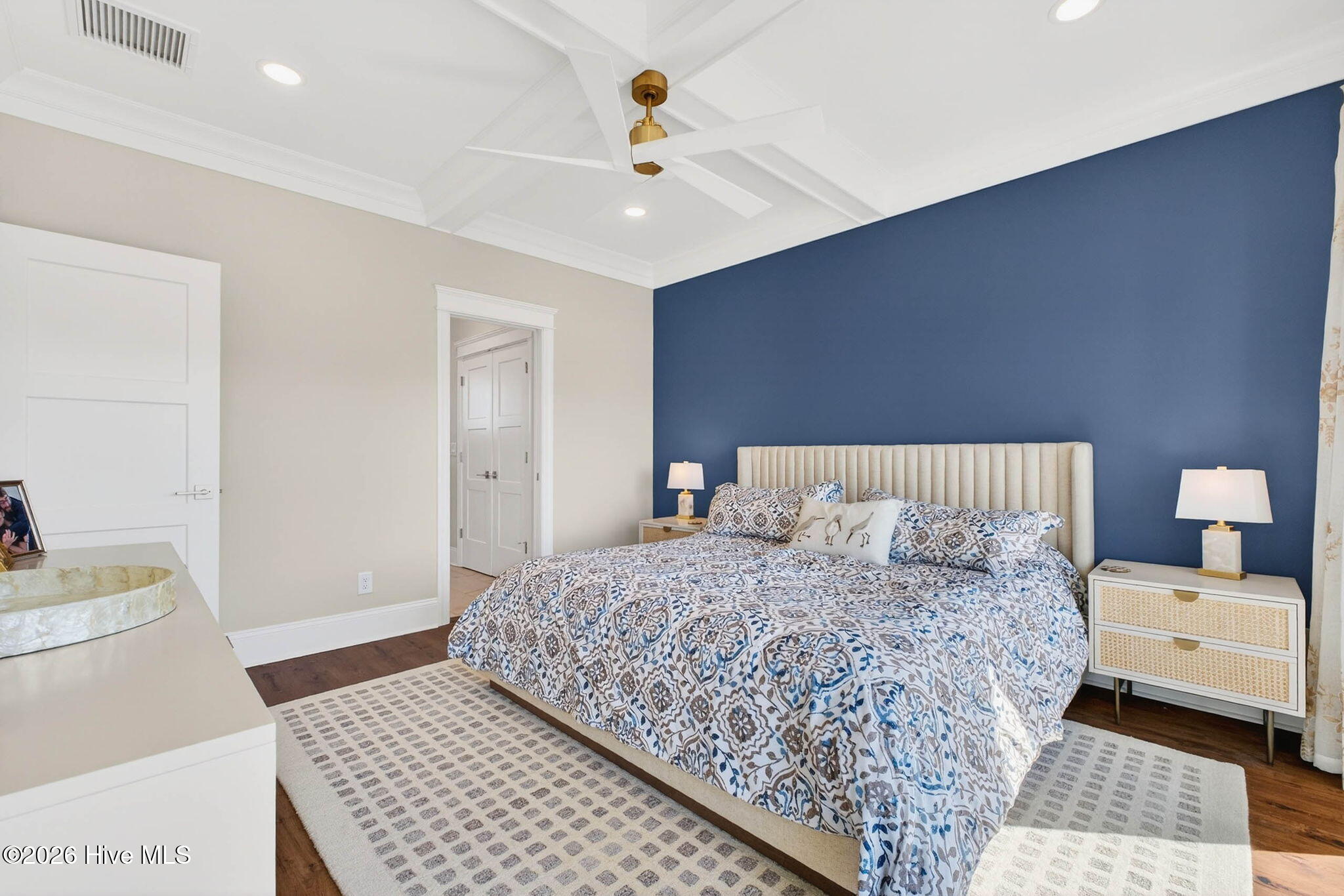 1416 Riverside Drive