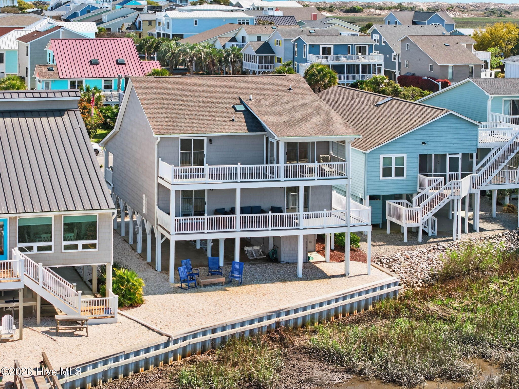 1206 N Shore Drive W