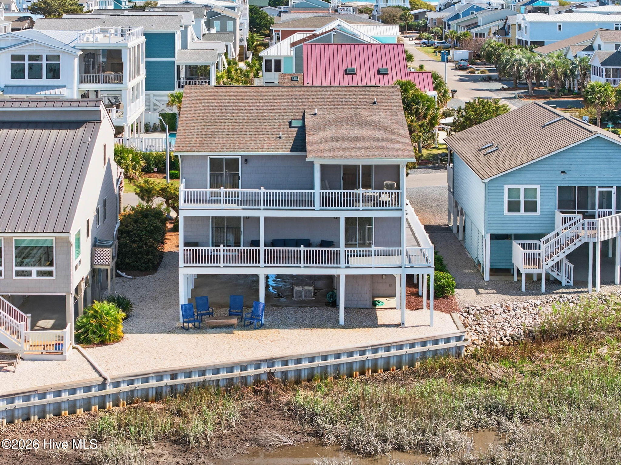 1206 N Shore Drive W