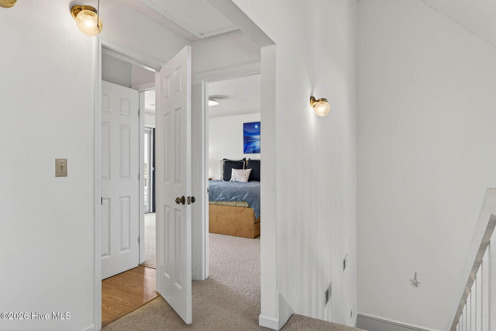 1206 N Shore Drive W