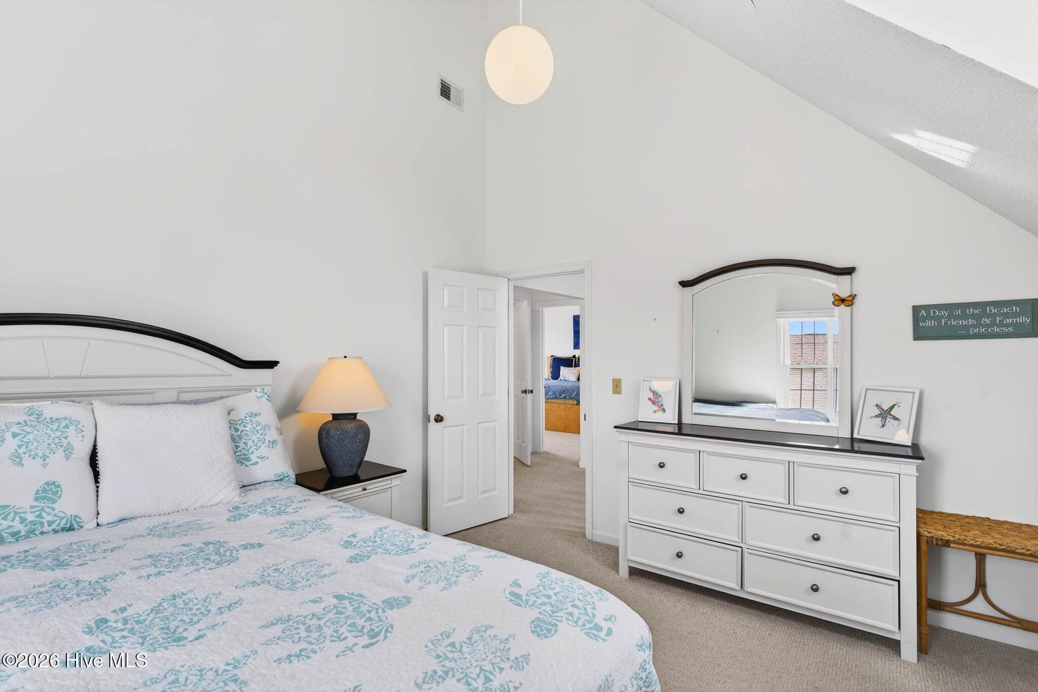 1206 N Shore Drive W