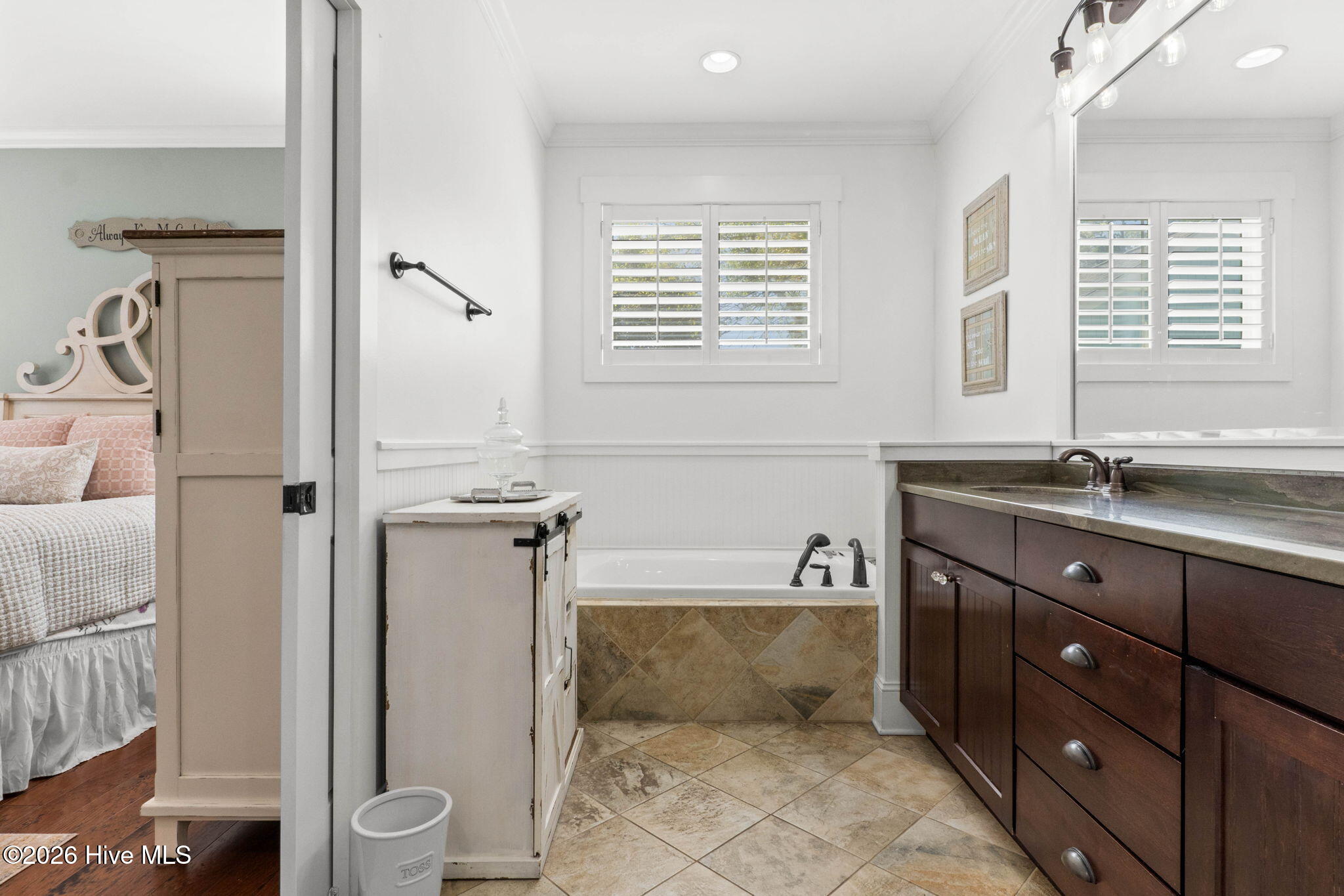 6421 Timber Hitch Drive SW