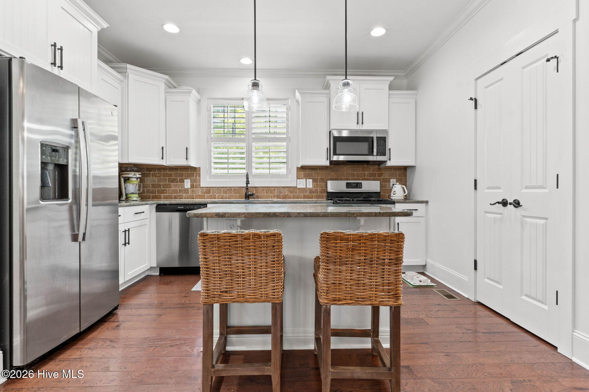 6421 Timber Hitch Drive SW