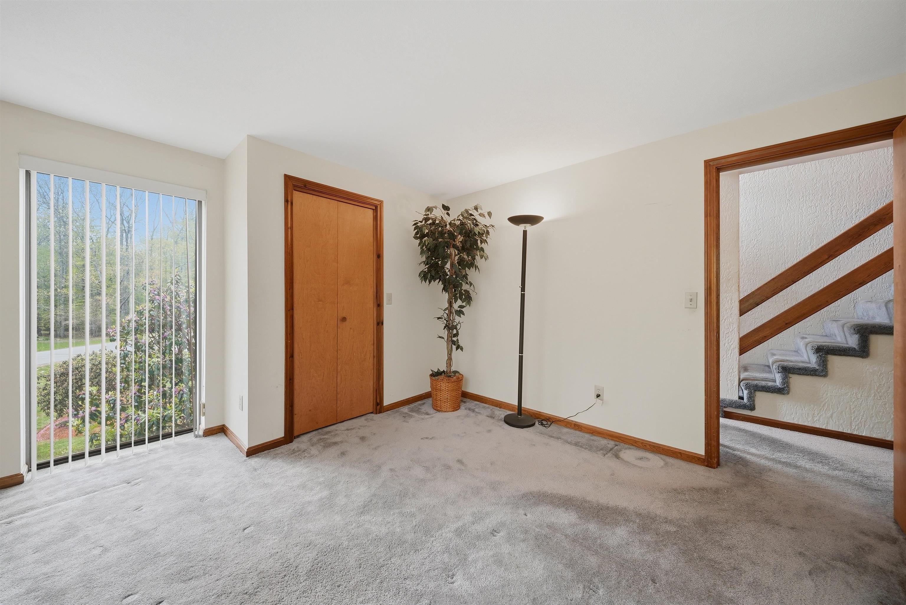 35 Pilgrim Circle