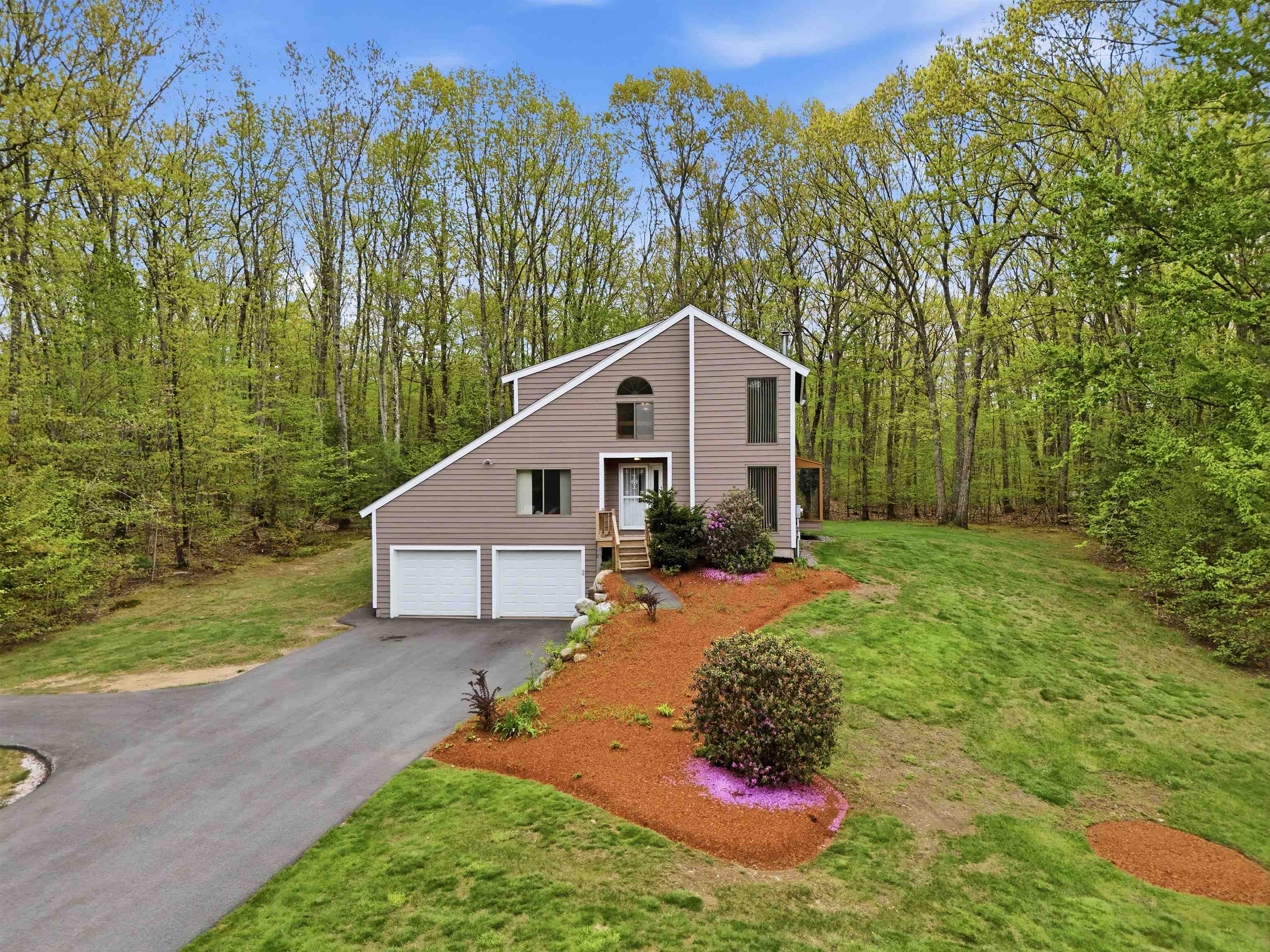 35 Pilgrim Circle