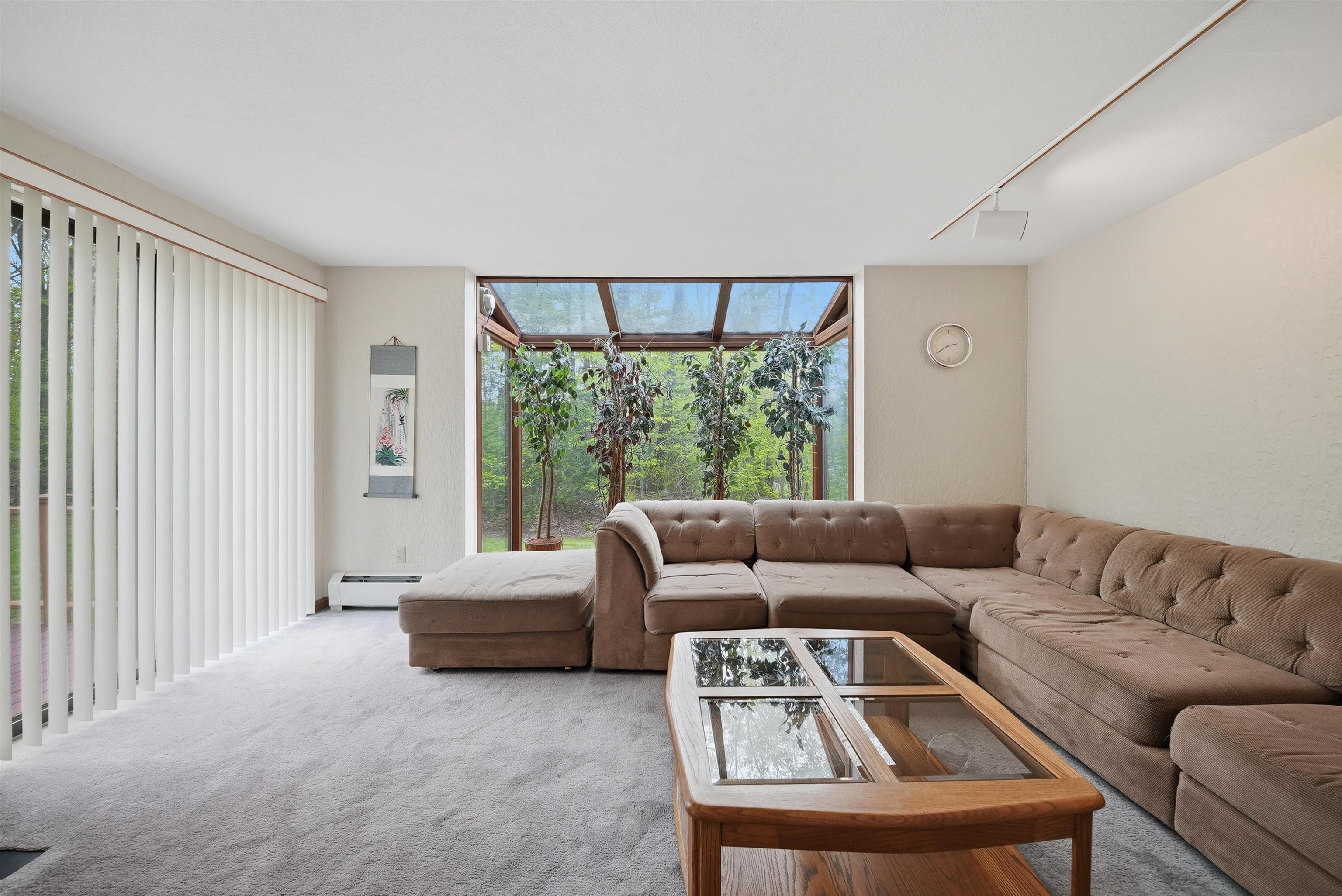 35 Pilgrim Circle