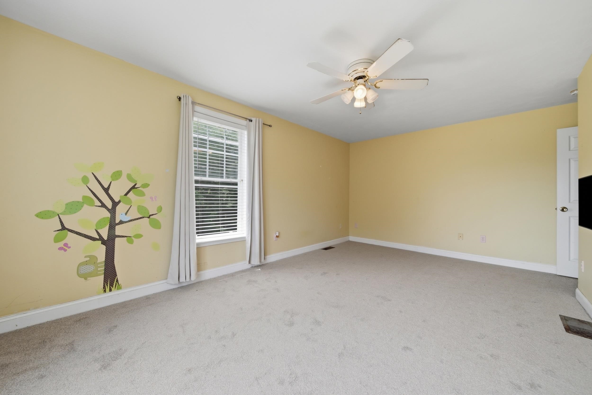 9 Hawk Drive