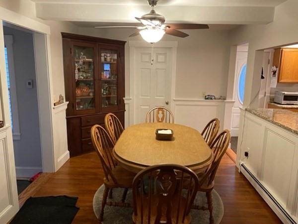 346 N Main St