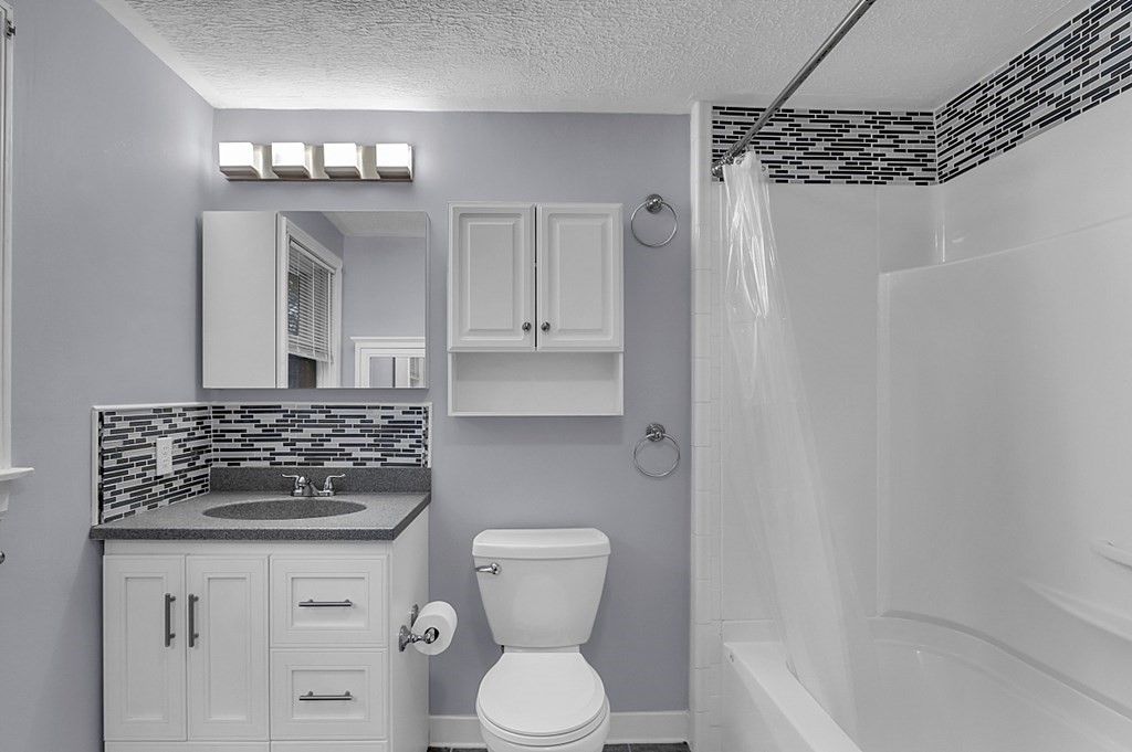 431 Walnut St Unit: 431