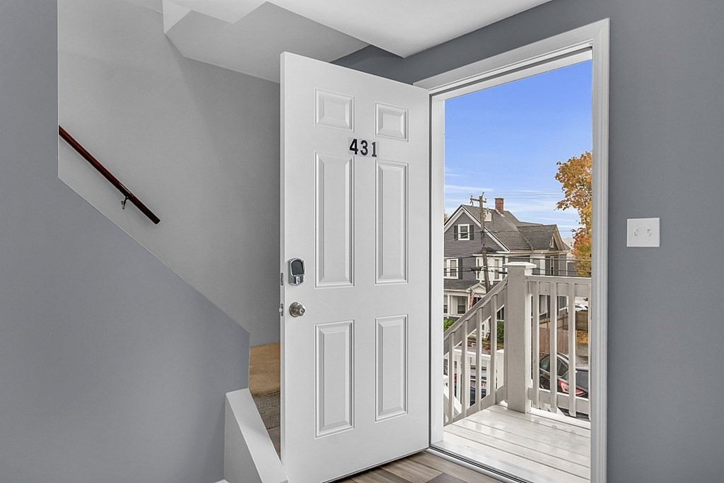 431 Walnut St Unit: 431