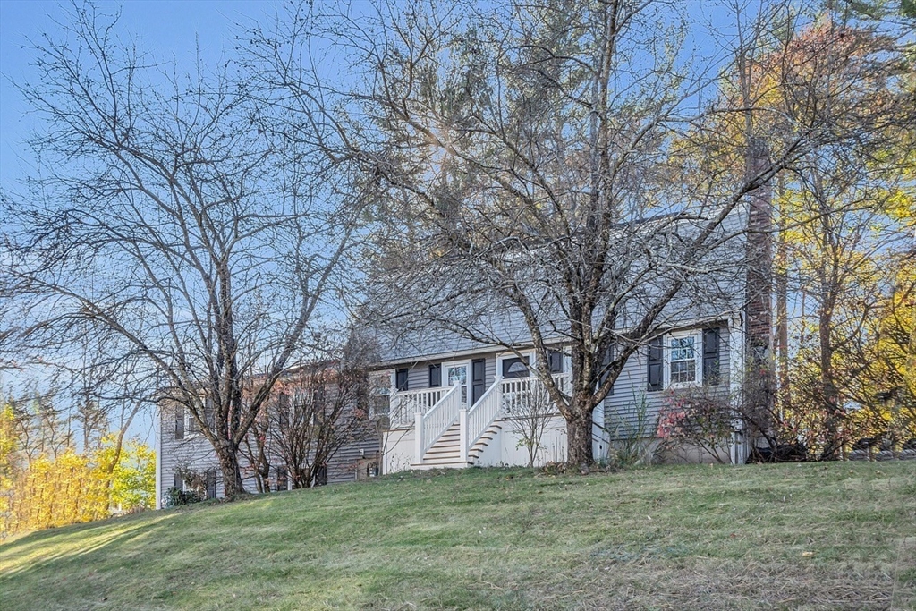 6 Gloria Ave