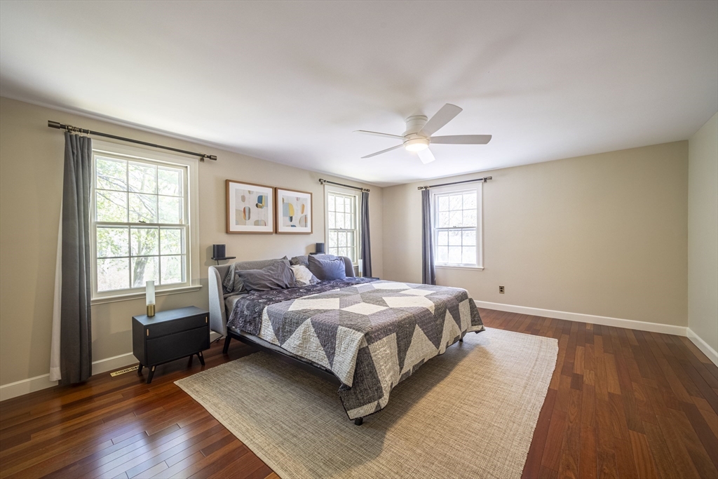 25 Barberry Ln