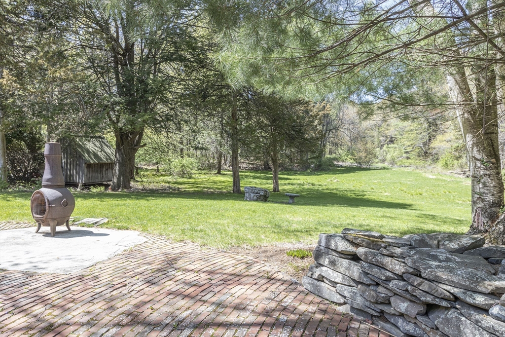 25 Barberry Ln