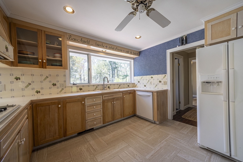 25 Barberry Ln
