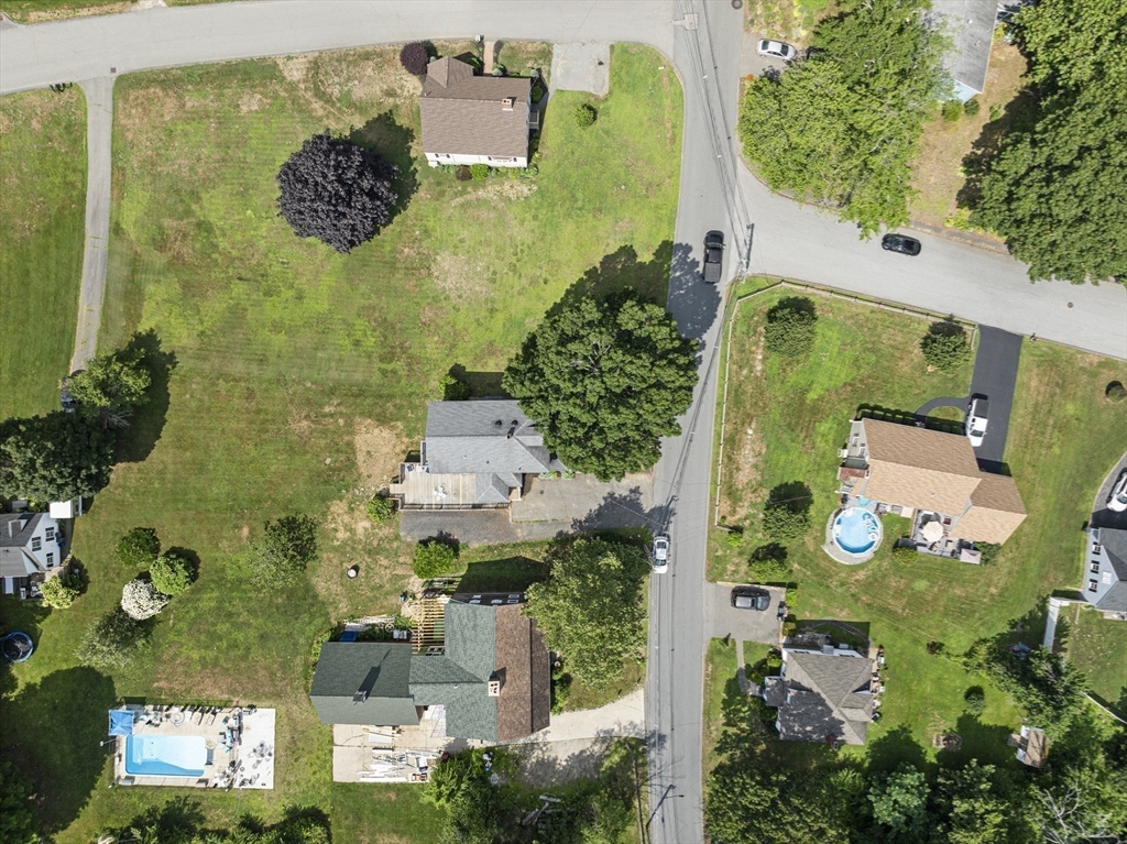 135 Golden Hill Ave