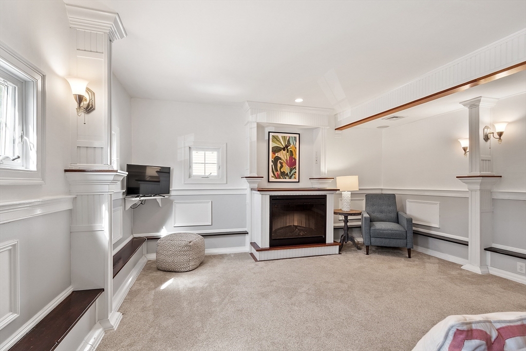 1 Huntington Ave # 7