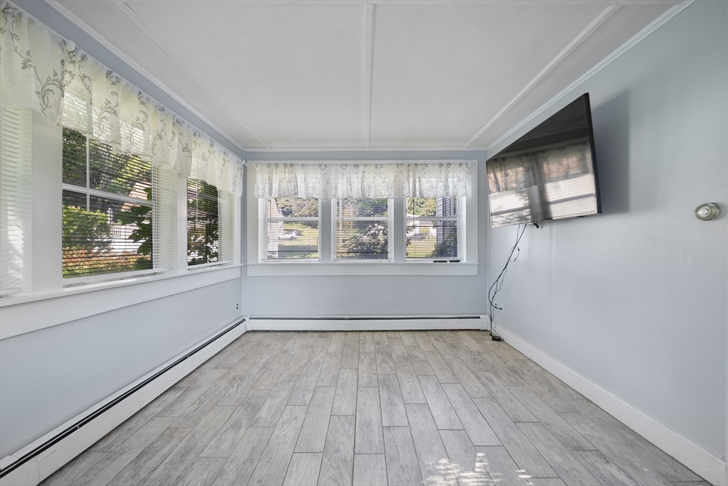 121 Linwood Street