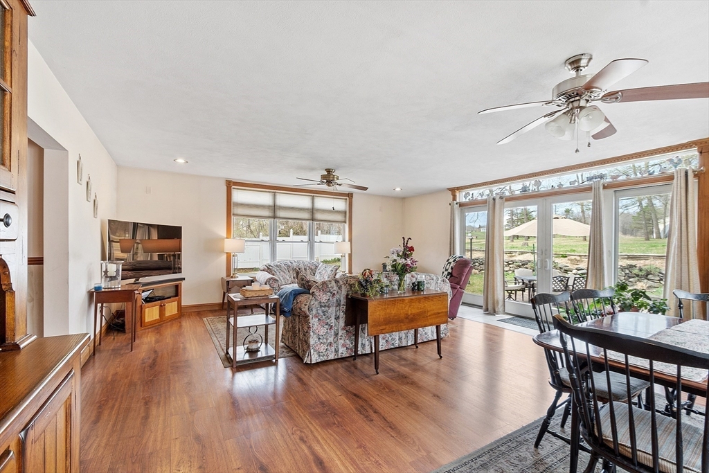 346 Townsend Rd