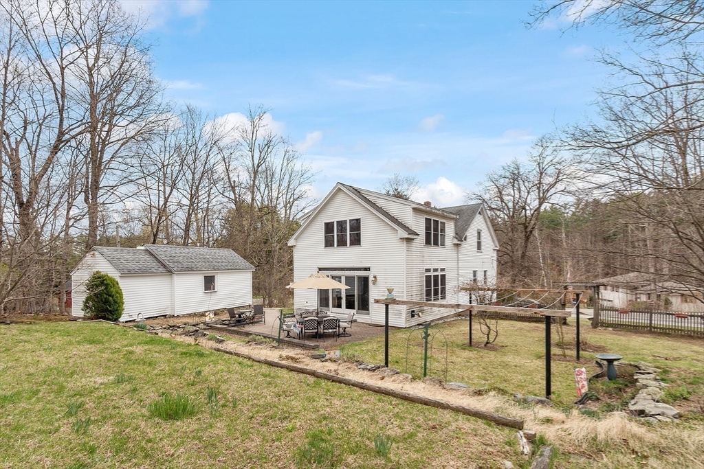 346 Townsend Rd