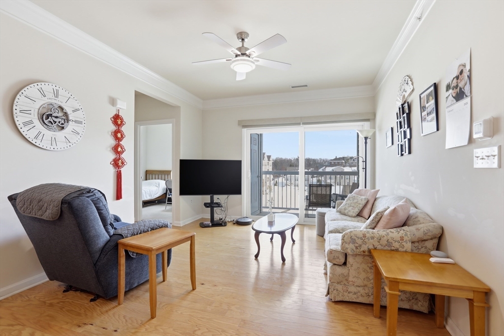 2 Francis Dr # 405