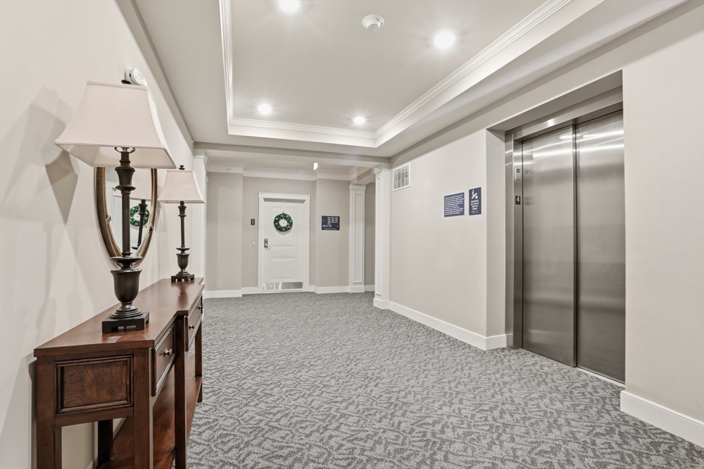 2 Francis Dr # 405