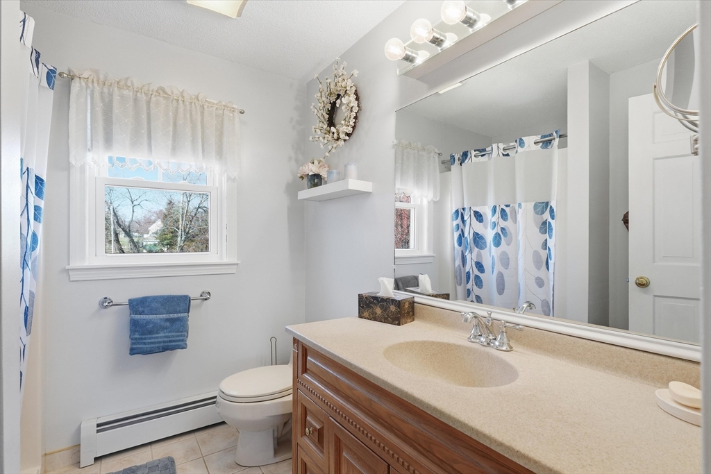 44 Wilshire Circle