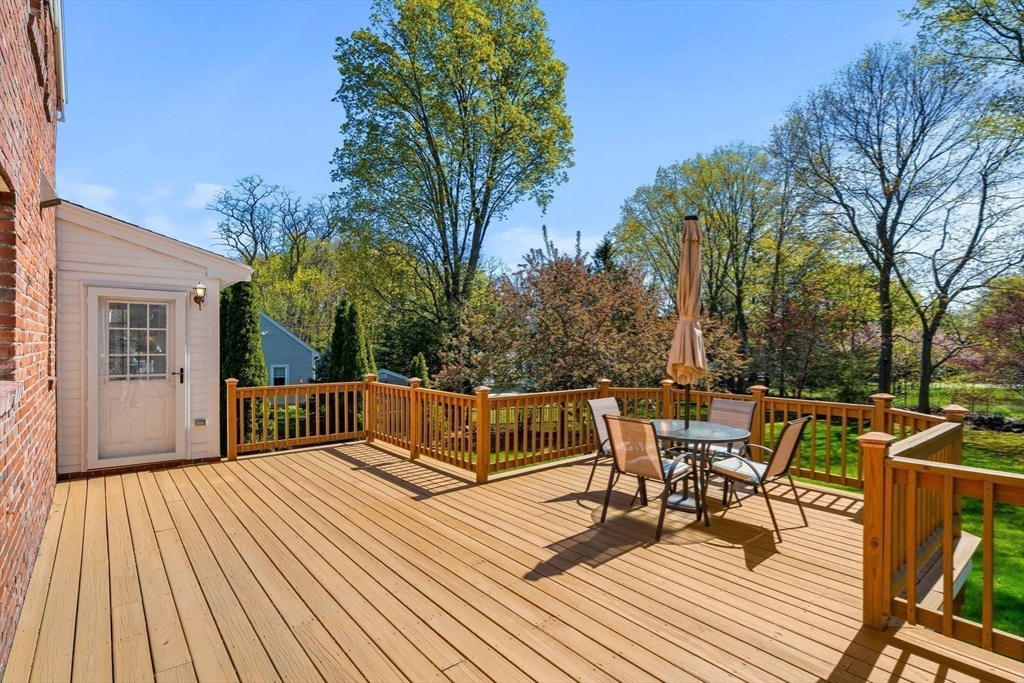 346 Albion St.