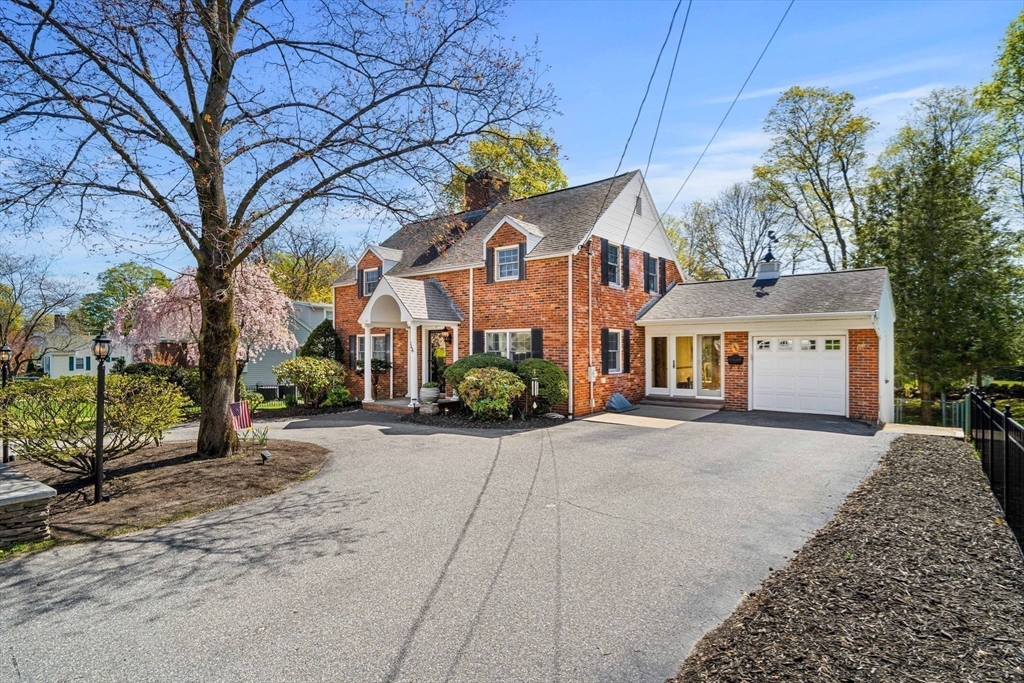 346 Albion St.