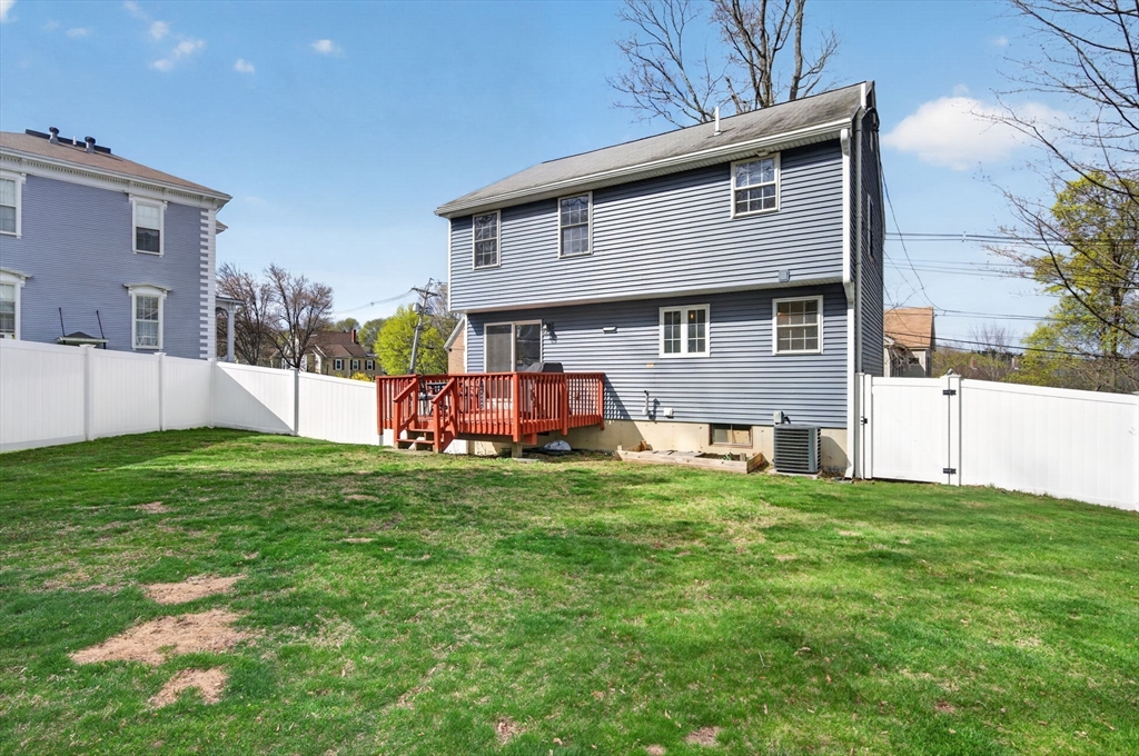 18 Prospect St