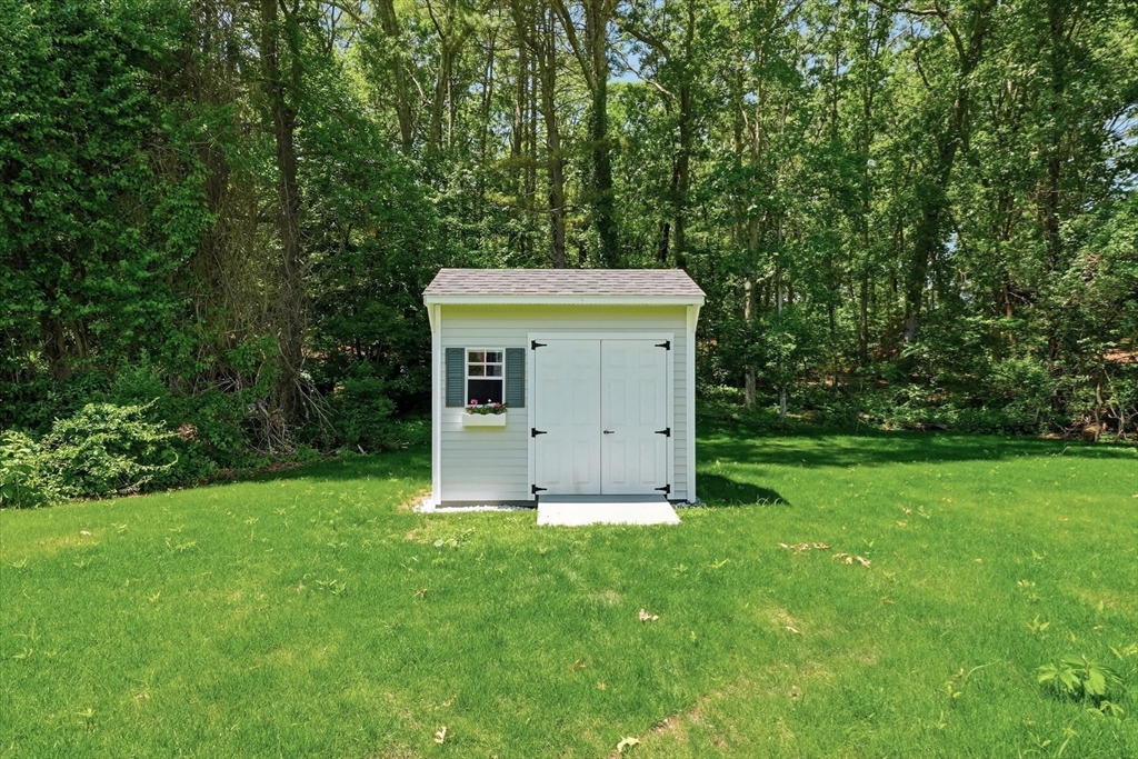 15 Newport Dr.