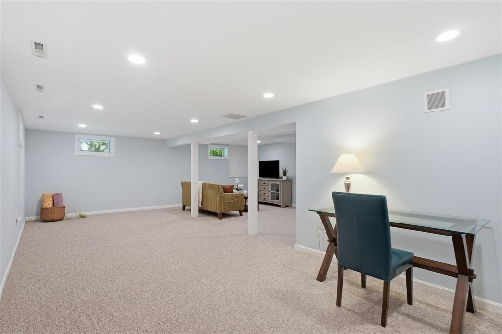 15 Newport Dr.