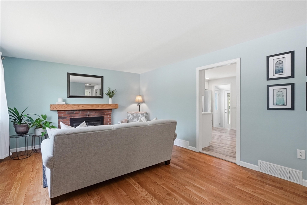 15 Newport Dr.