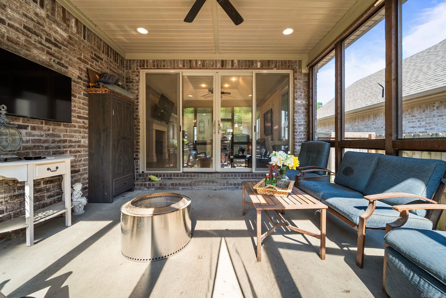 25 Piper Lane