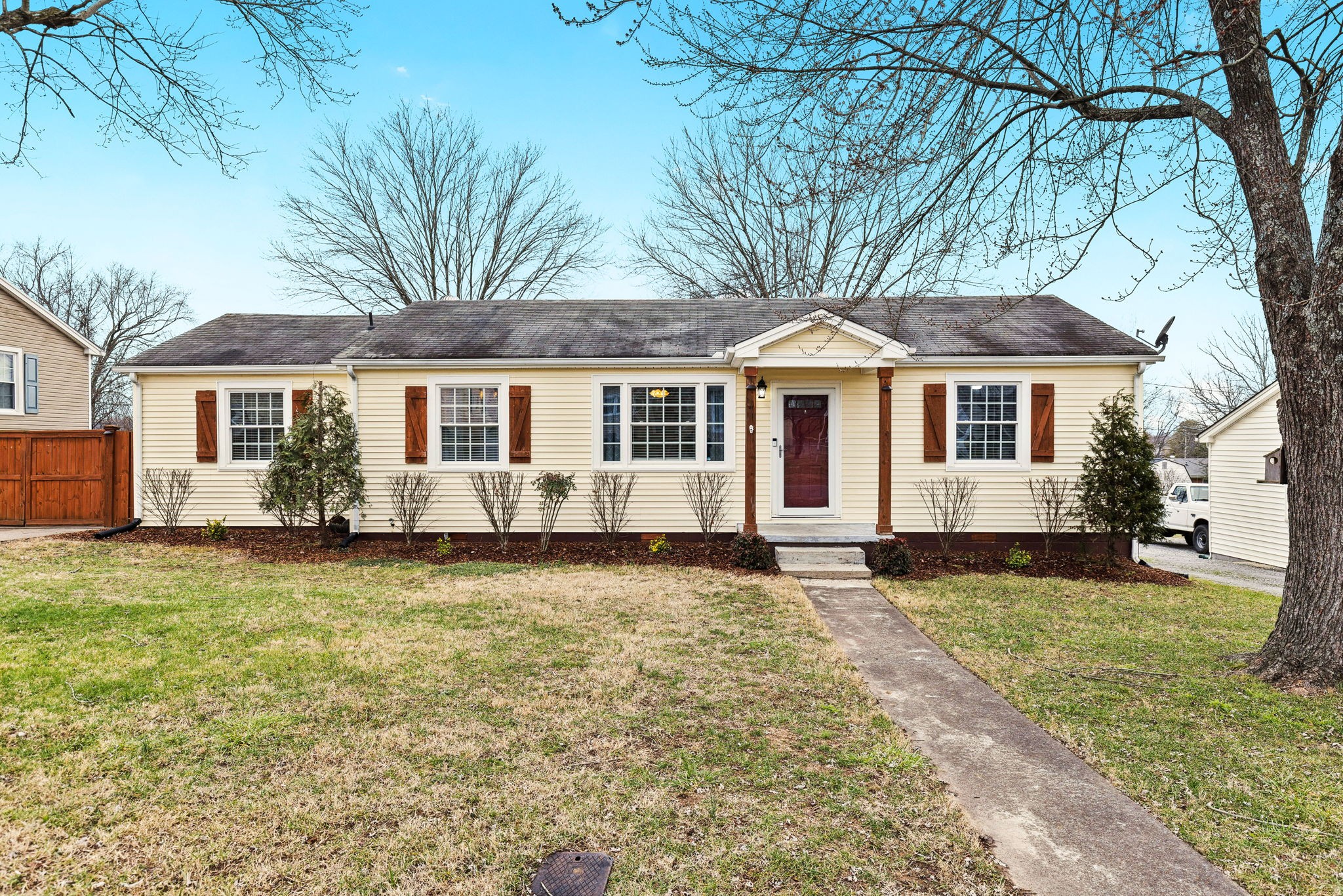 213 Daleview Ave