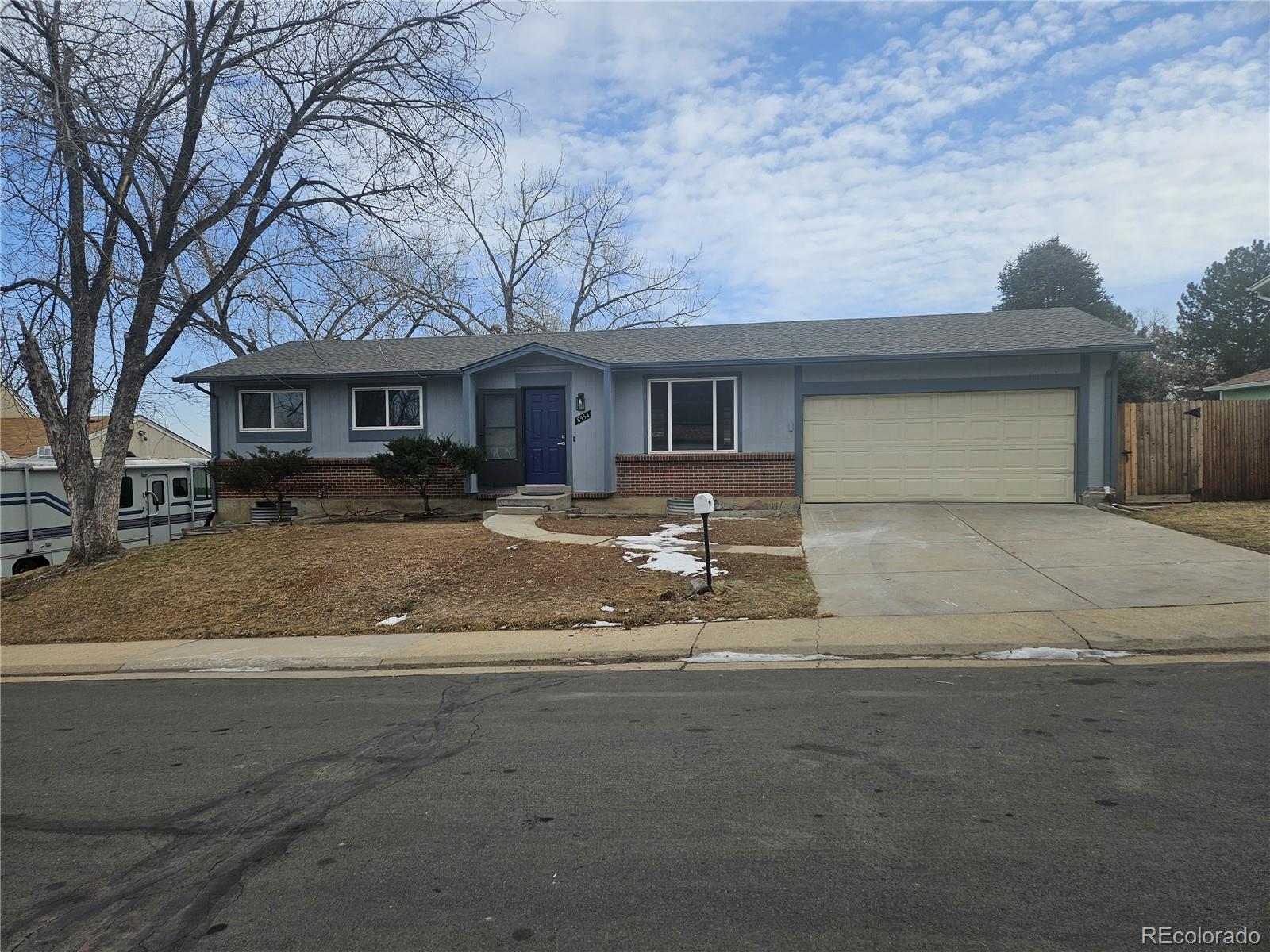 8954 N Carr Circle