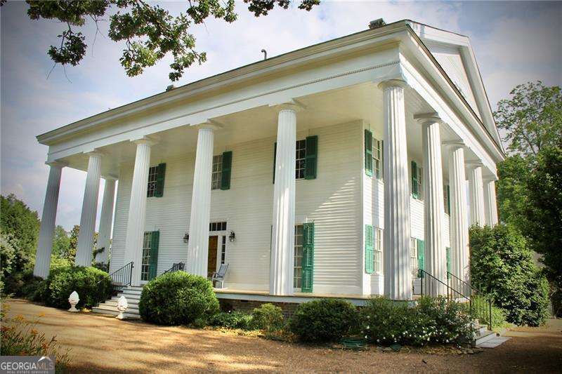 12 Pine Street