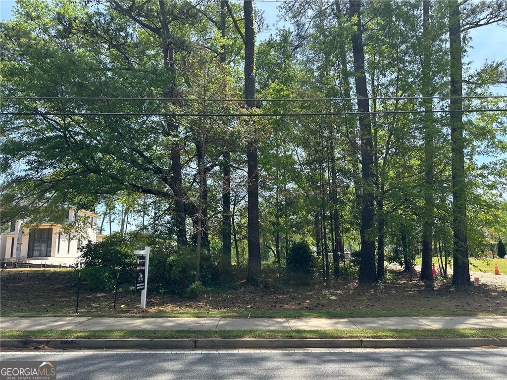 120 Woodlawn Drive NE