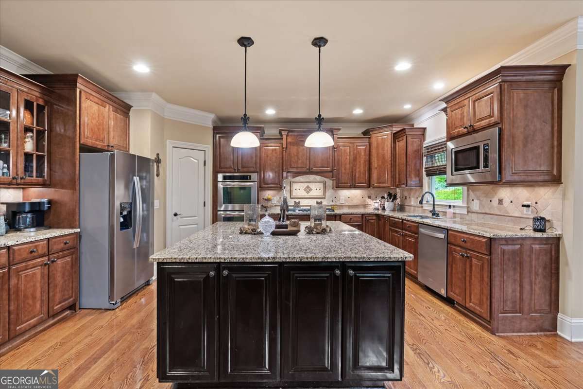 120 Fernwood Drive