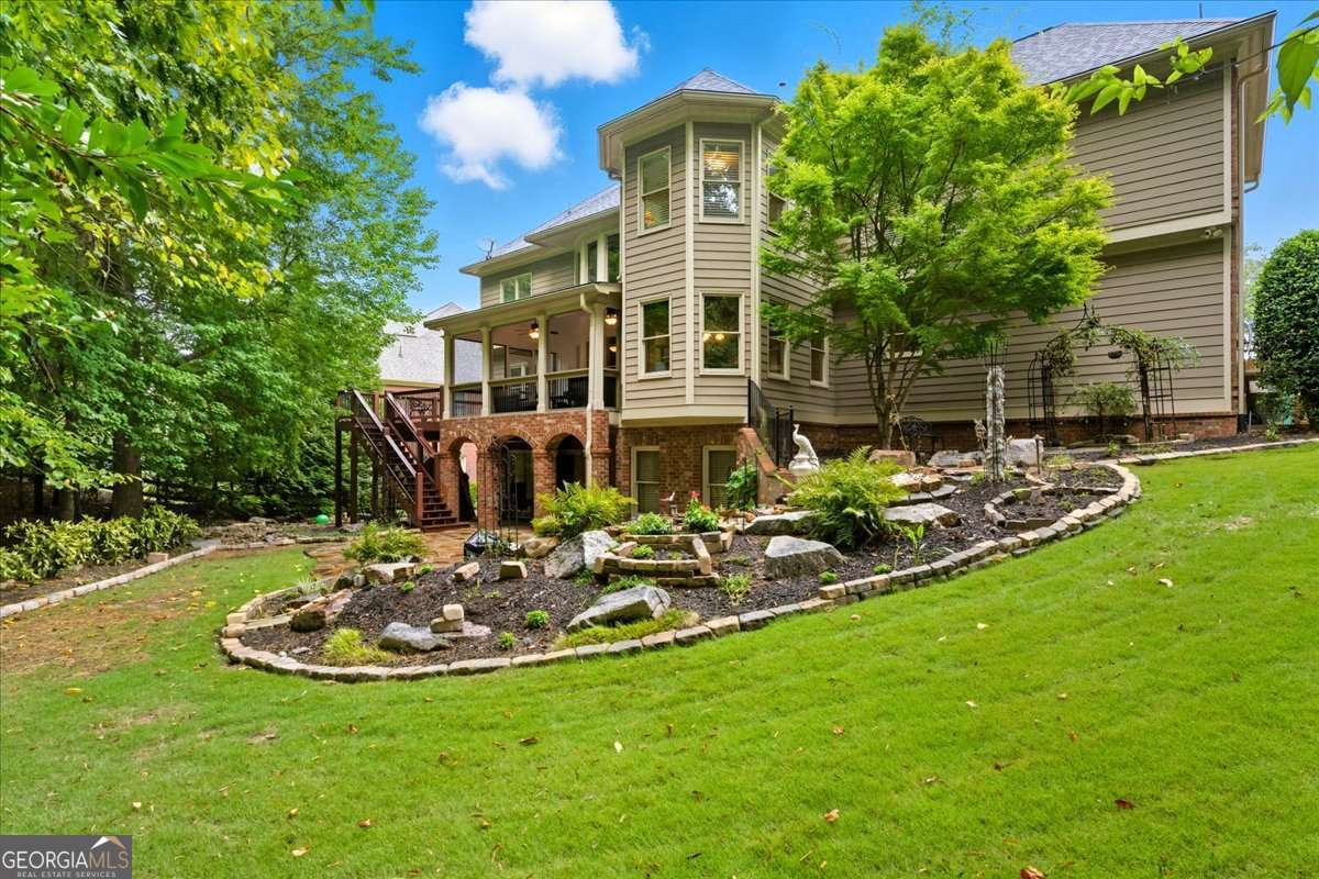 120 Fernwood Drive