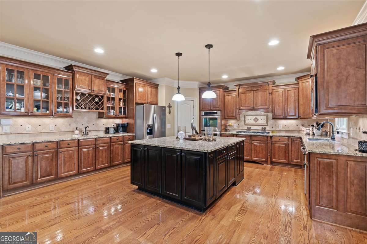 120 Fernwood Drive