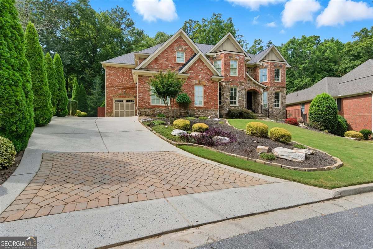 120 Fernwood Drive