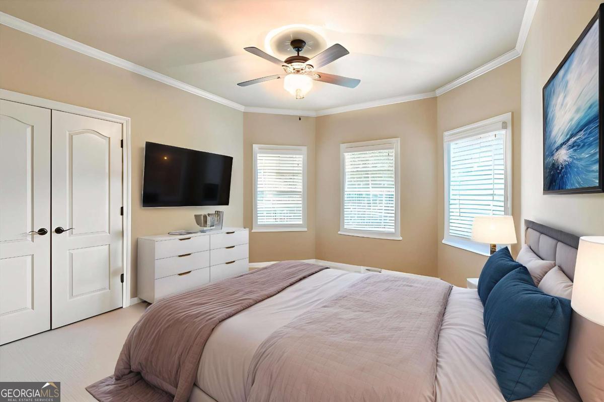 120 Fernwood Drive