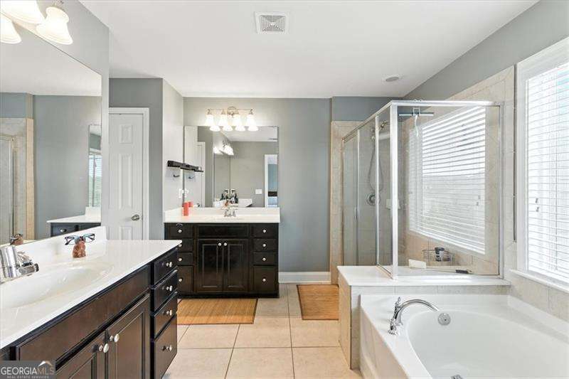 5045 Ridgemont Walk SE # 28, Atlanta Unit: 28