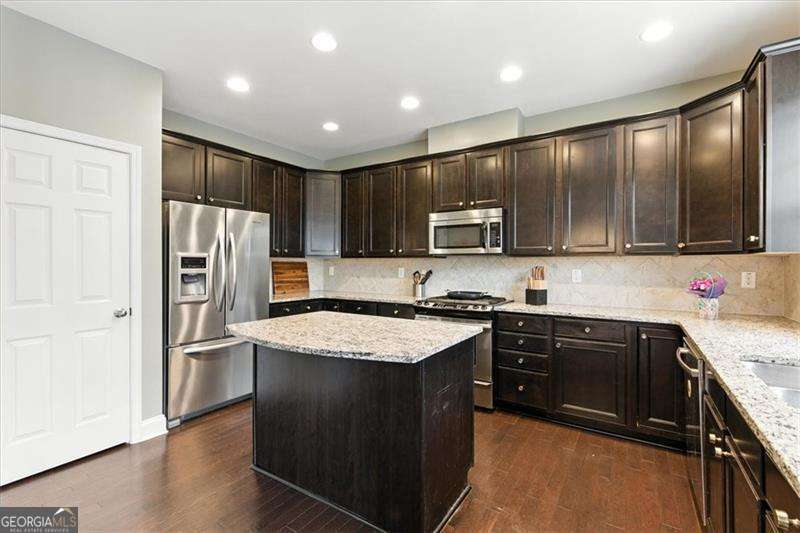 5045 Ridgemont Walk SE # 28, Atlanta Unit: 28