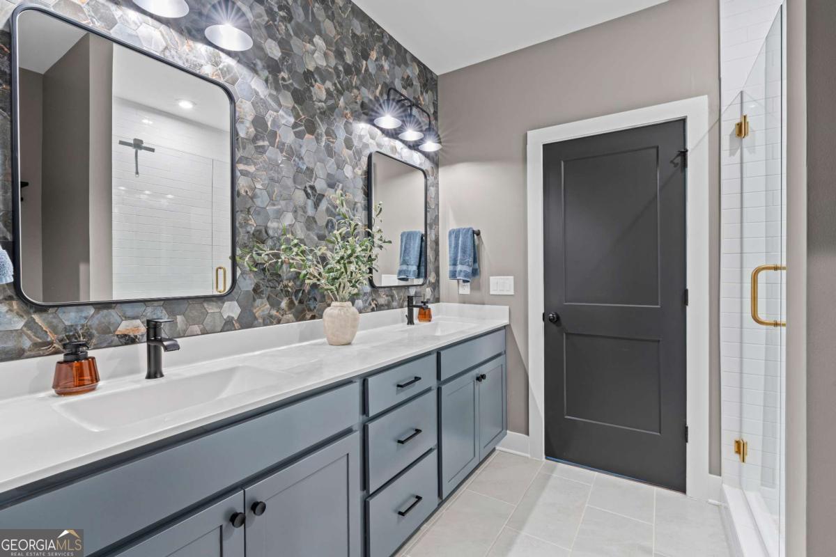 123 Beardon Circle SE # 8