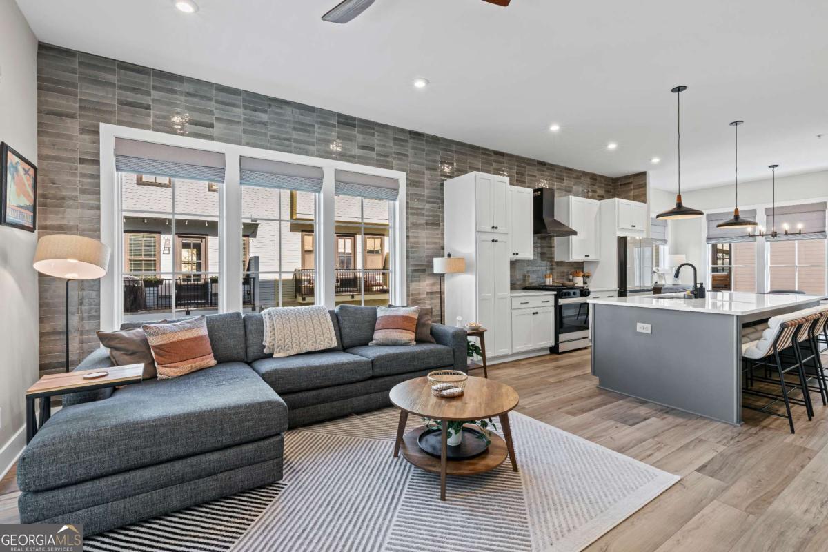 123 Beardon Circle SE # 8